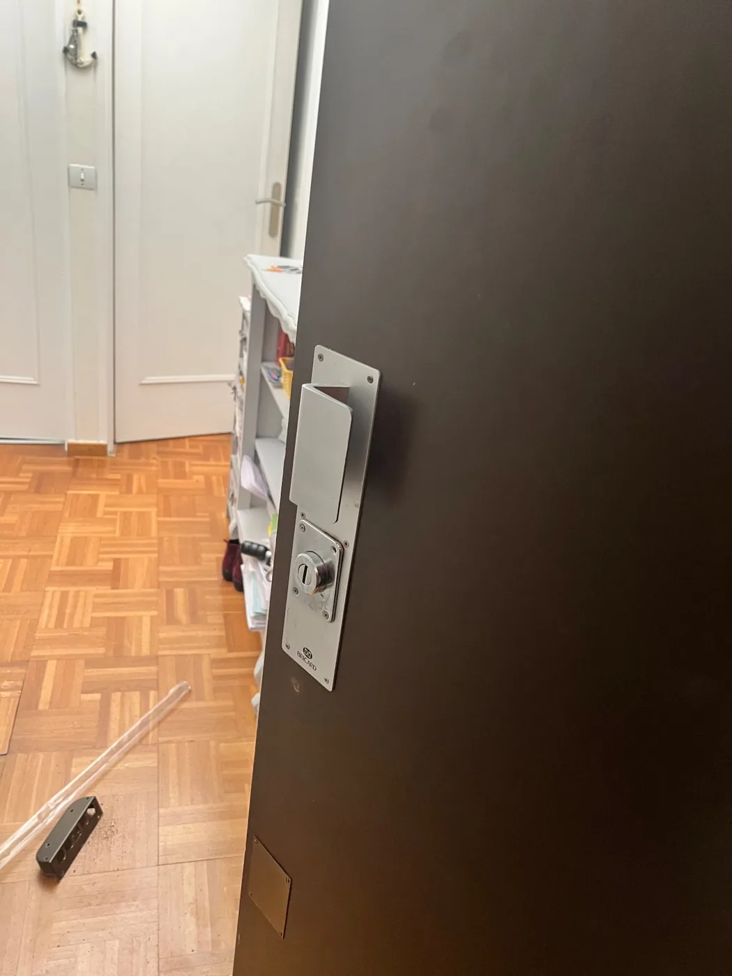 Serrure sur porte blindée d’appartement à Paris
